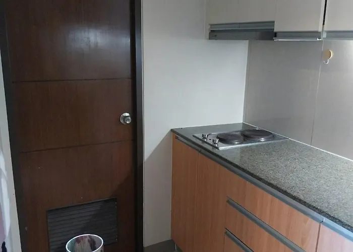 Mactan Newtown * Punta Engano (Mactan)